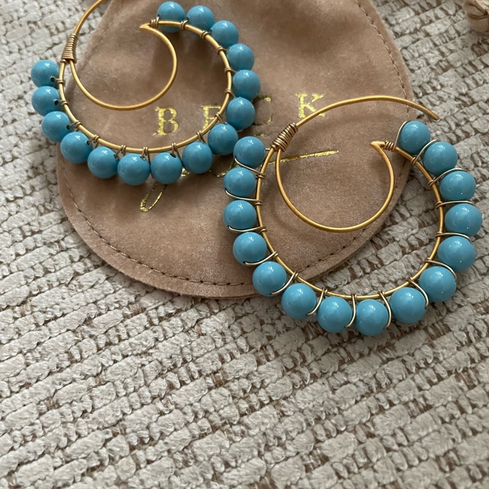 Beck Jewels Lune Earrings 💙 - Picture 2 of 3